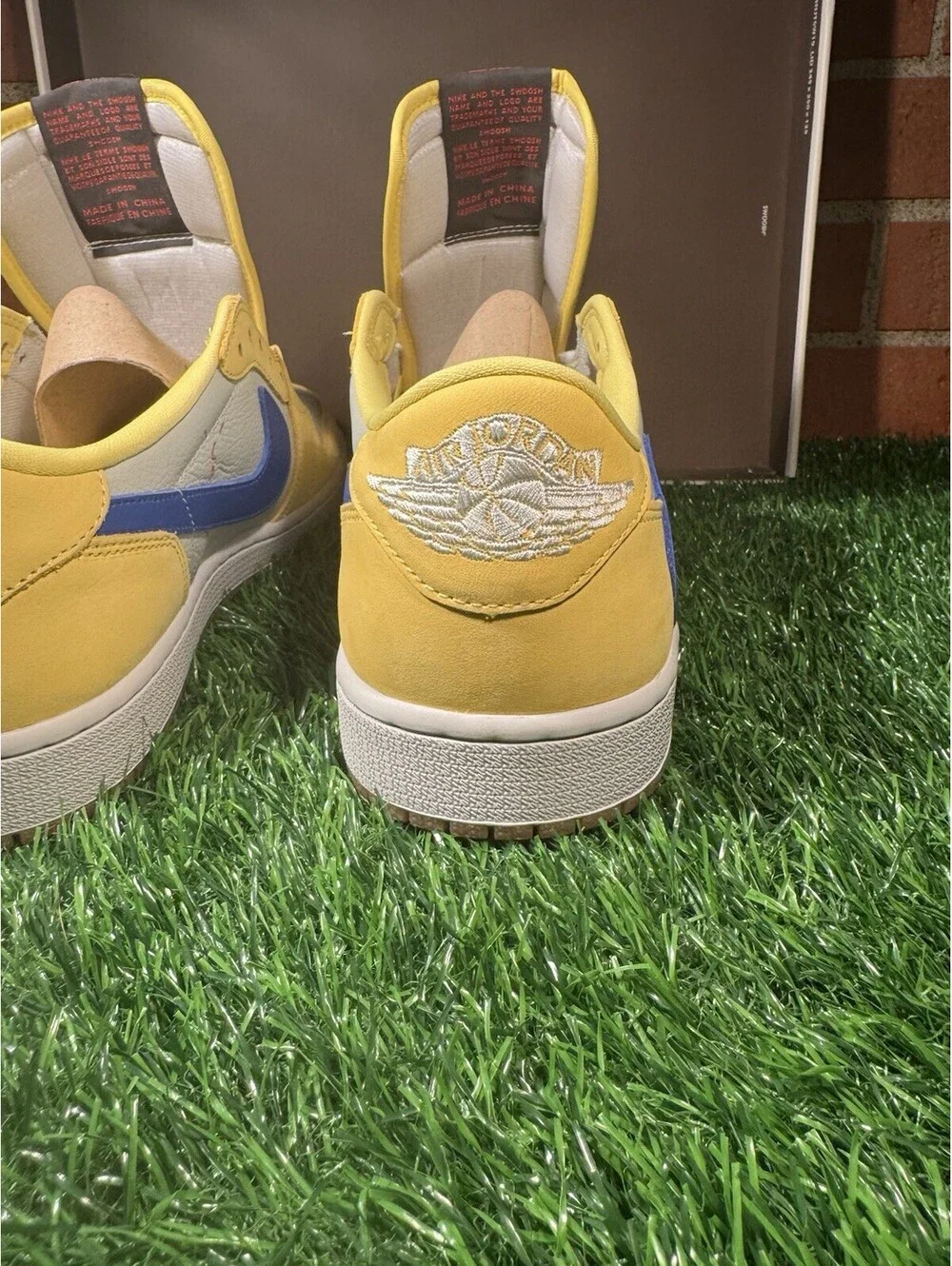 Travis Scott Jordan 1 Low Canary Yellow Size 15.5W 14m Brand New DZ4137 700